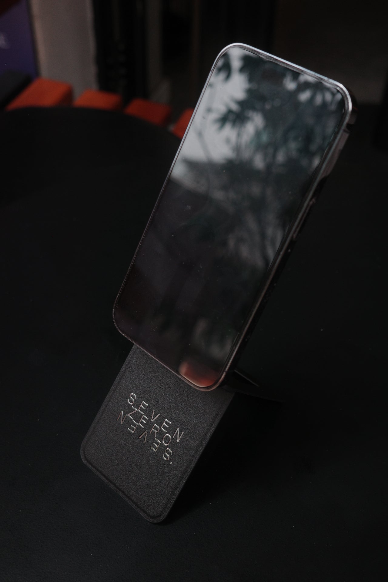 707. Signature Utility Stand